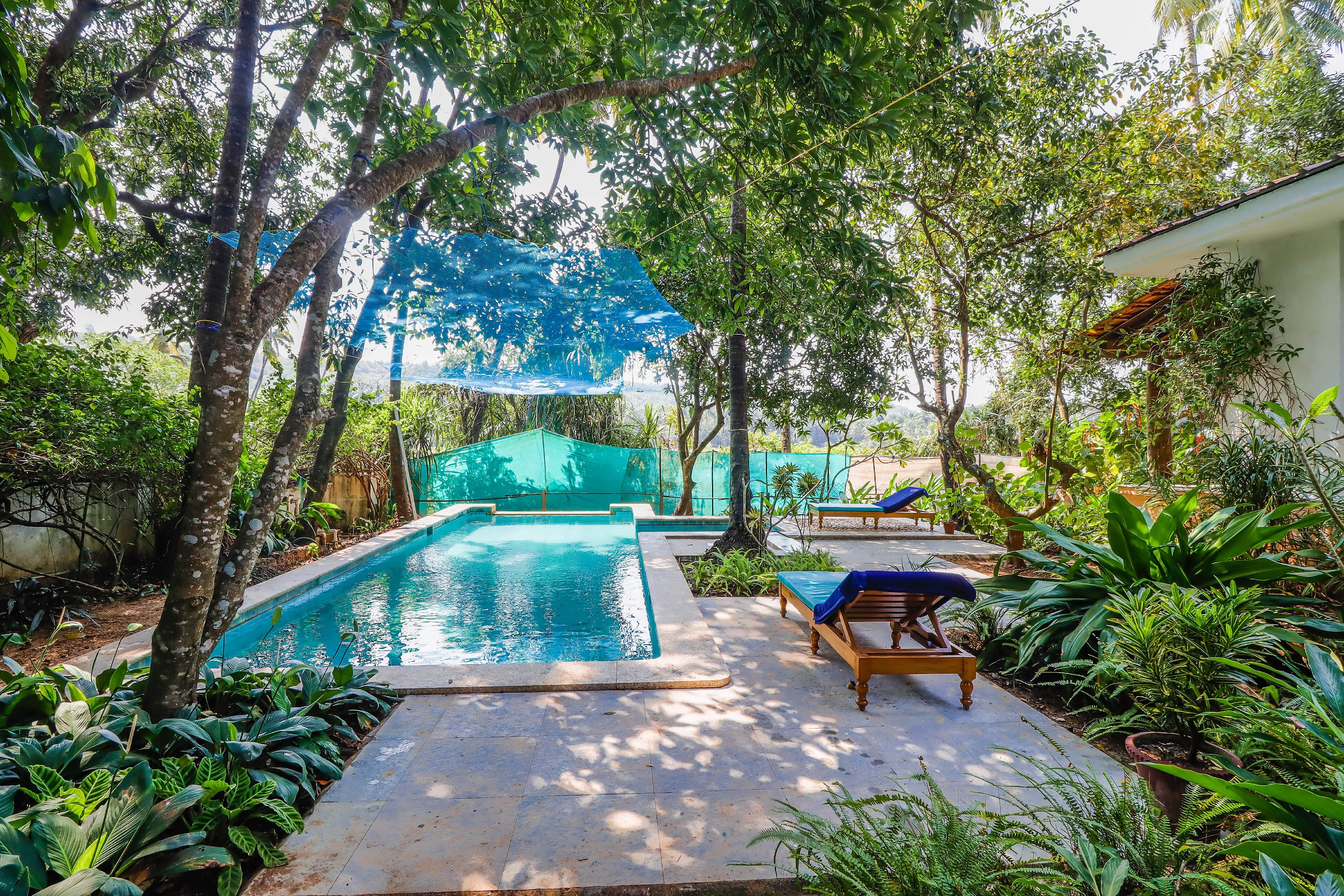 Zayo Villa - Tap to explore photos