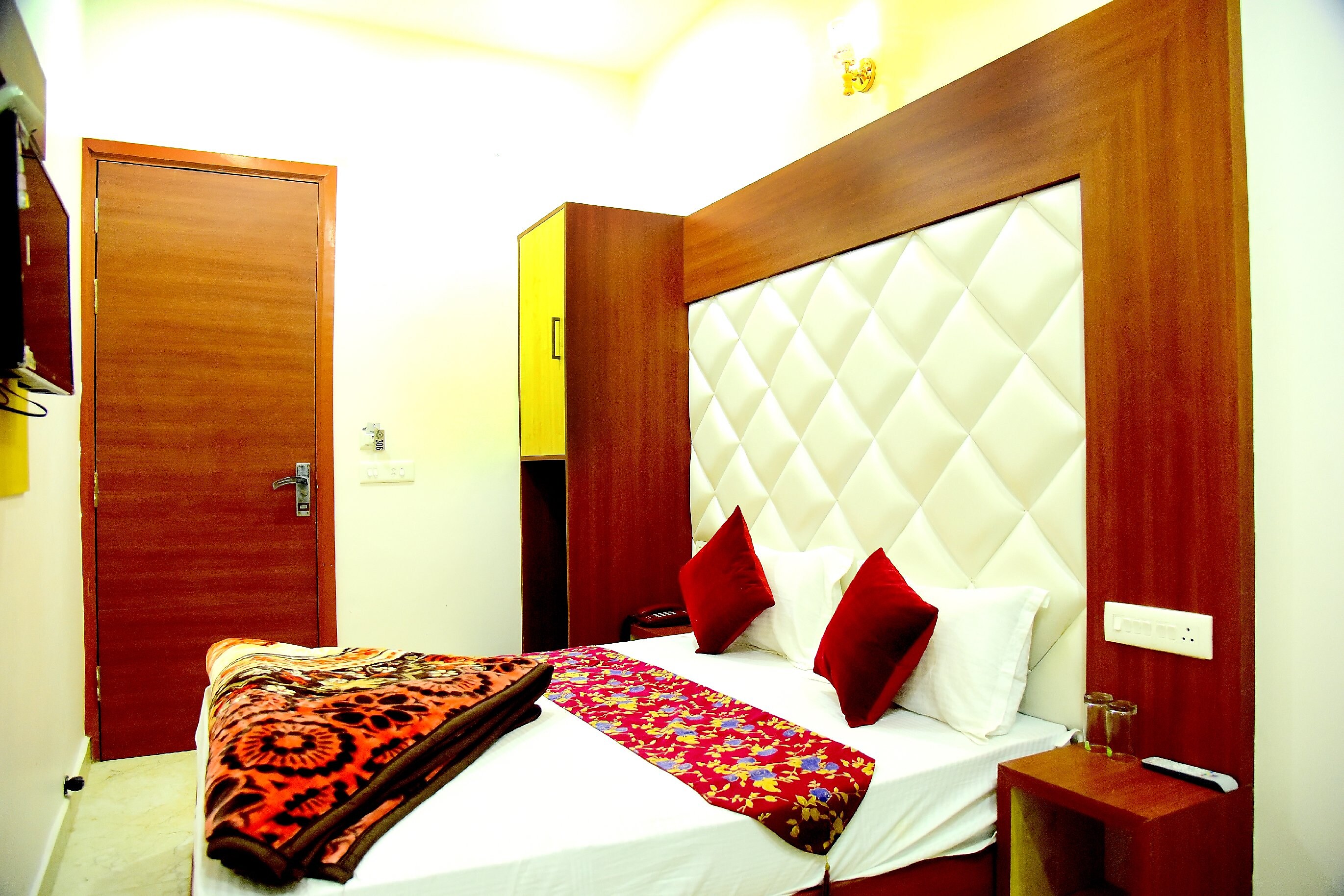 Hotel RD-International, Amritsar - Tap to explore photos
