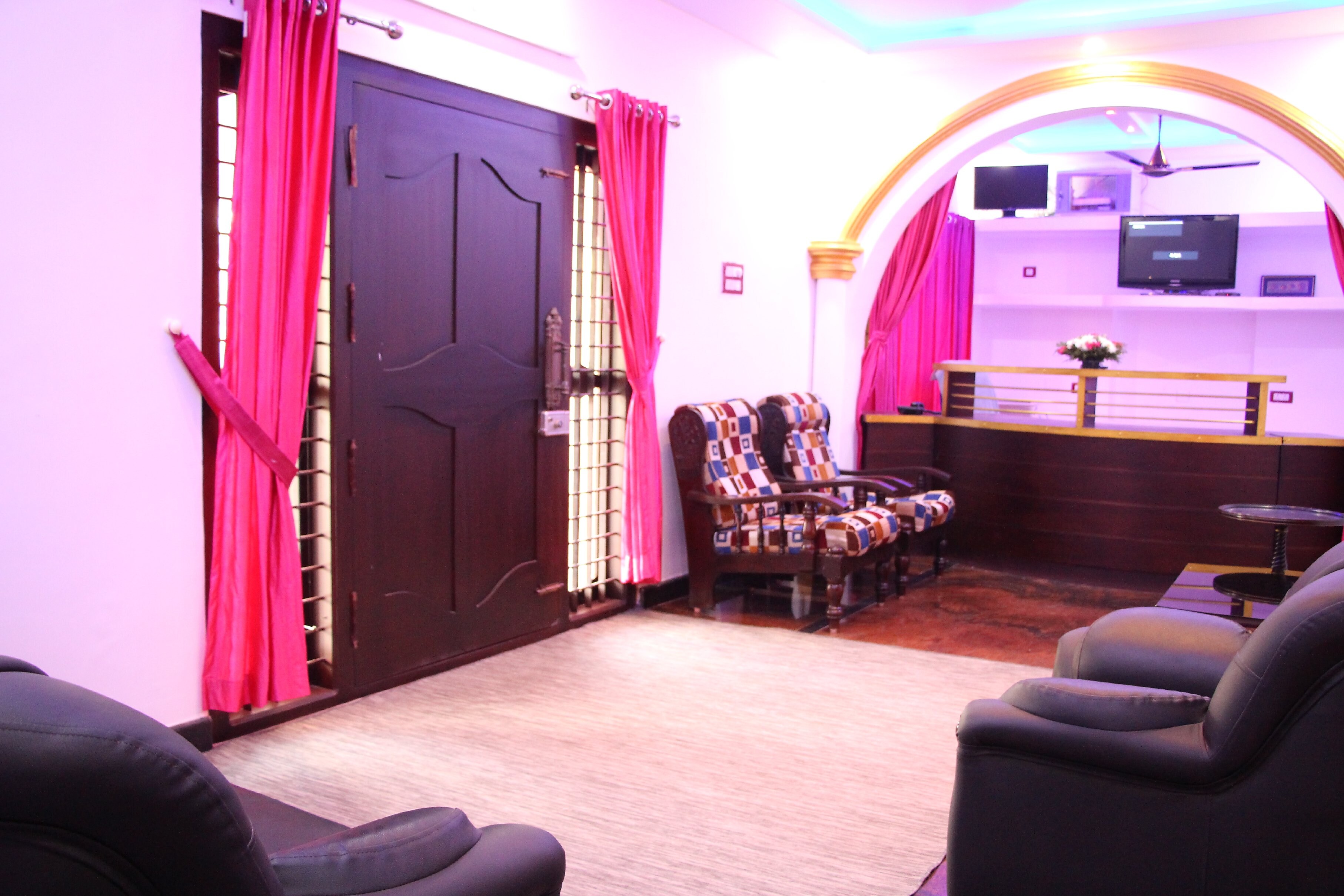 Ohana- A Fully Furnished Villa Near Cochin Airport - Tap to explore photos