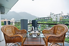 Orchid hotel and hostel rishikesh @5mins from Laxman jhula, Rishikesh