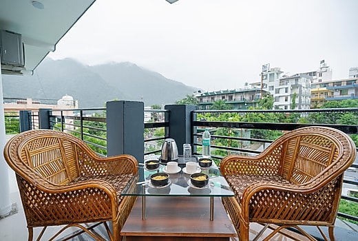 Orchid hotel and hostel rishikesh @5mins from Laxman jhula