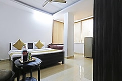 Hotel O The Premium Villla, Delhi