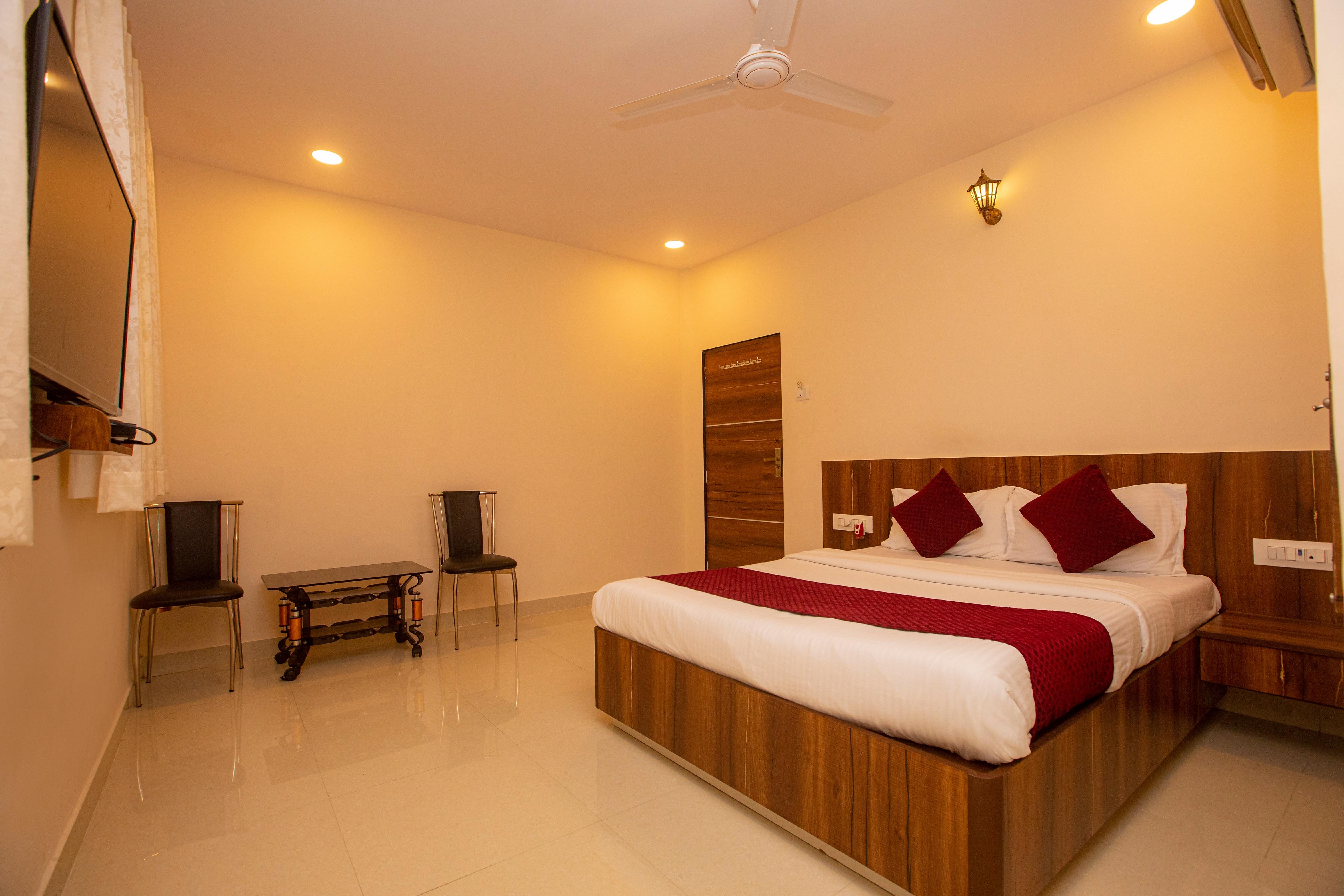 HOTEL VIJAY INN - Tap to explore photos