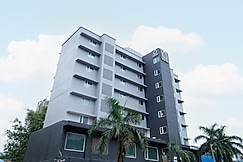 J Hotel & Banquets, Mumbai