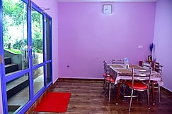 Roy's Castle Homestay | Rooms & Caretaker, Coorg