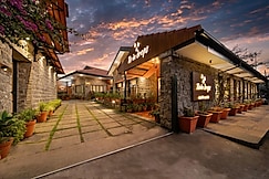 HOTEL RAINDROPS, Kodaikanal