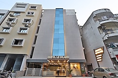 HOTEL  LE GRAND, Surat