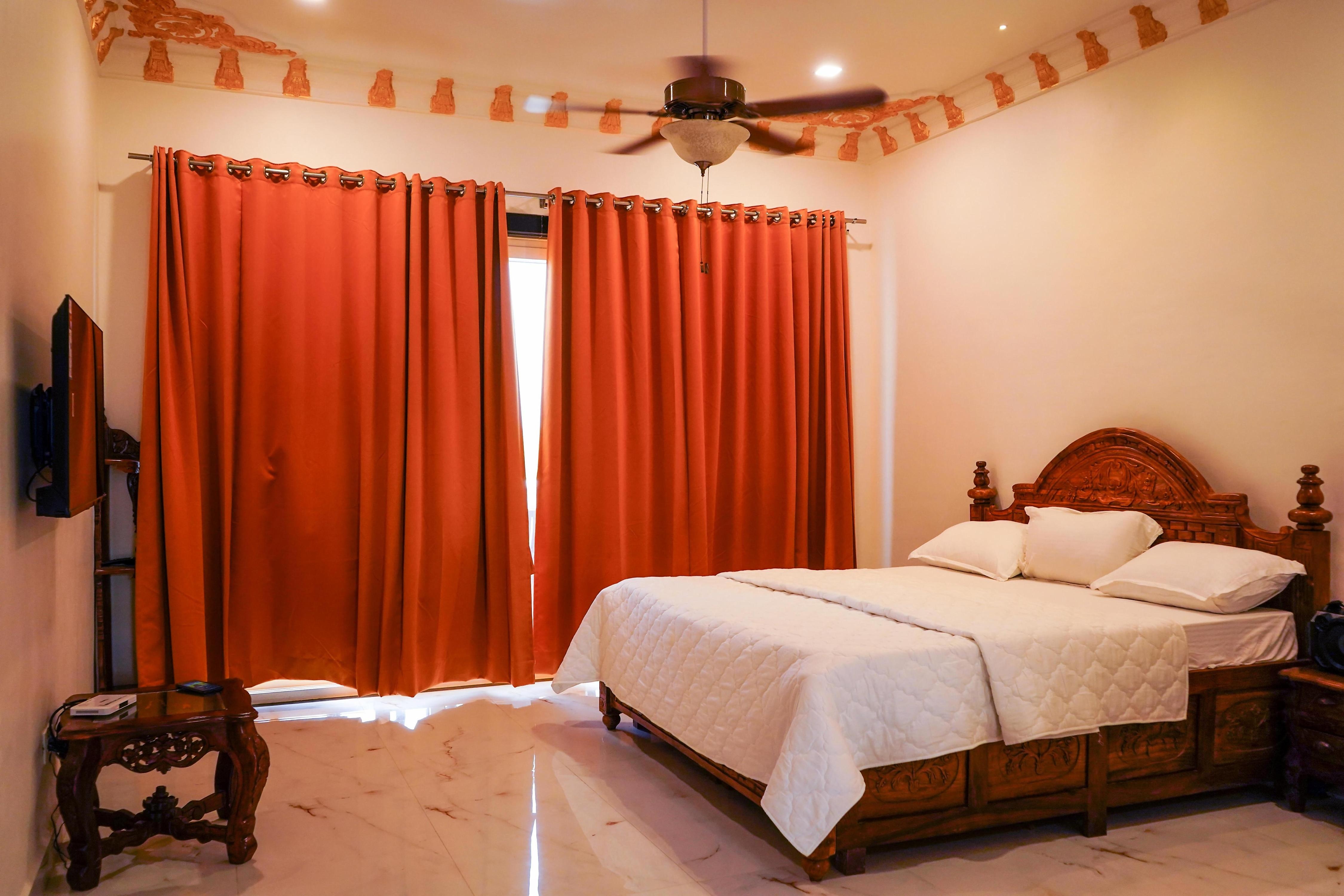 Simmba Resort - Tap to explore photos