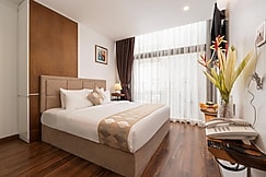 Nesta Hotel Saigon, هو تشي مينه 