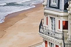 H, Pyrenees-Atlantiques