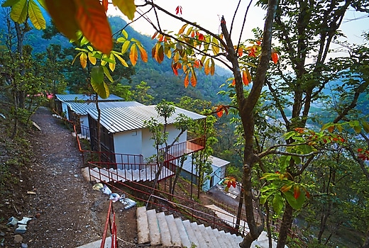 Hanging Cottage By Bull Adventure 0042