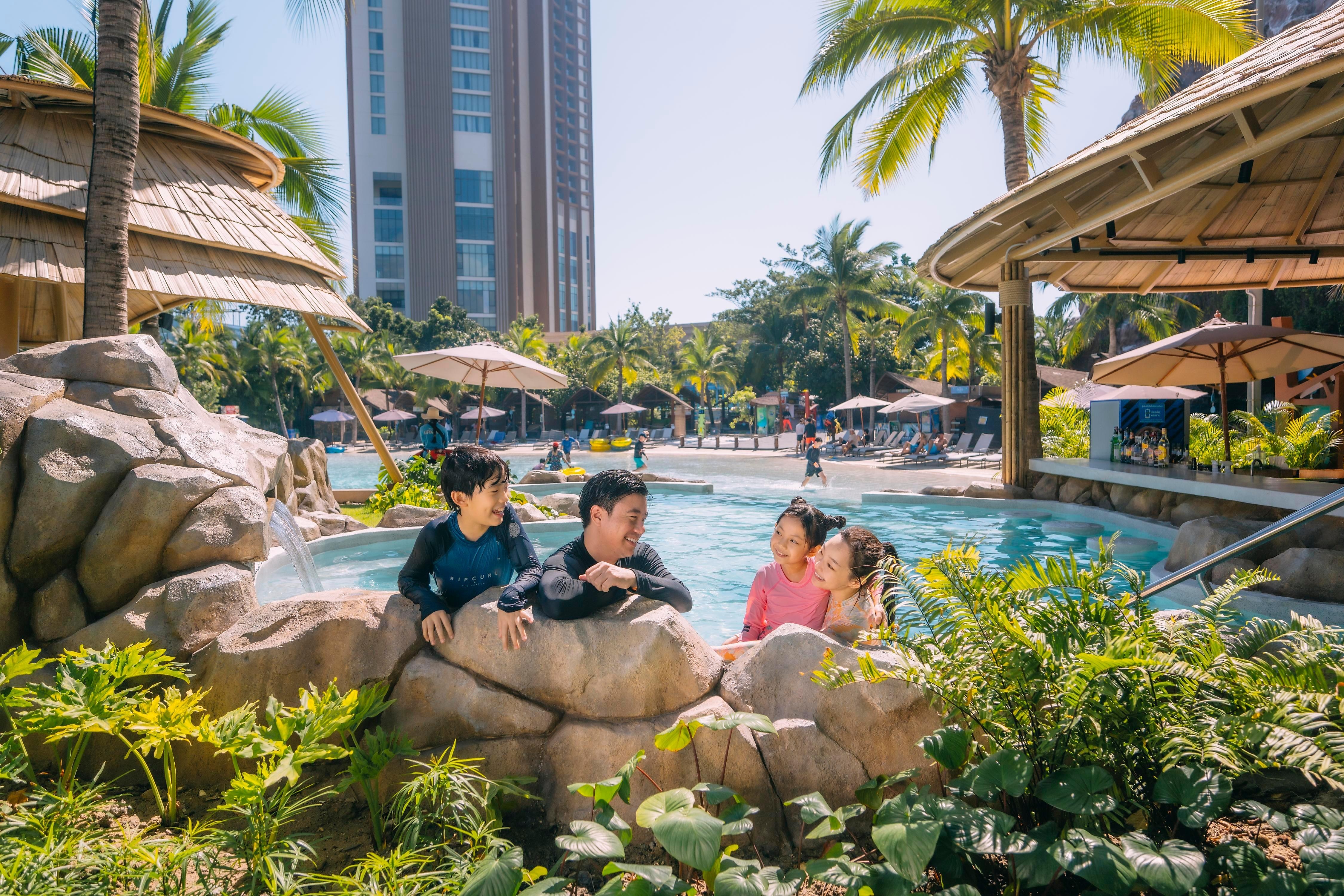 Holiday Inn Resort Vana Nava Hua Hin - Tap to explore photos
