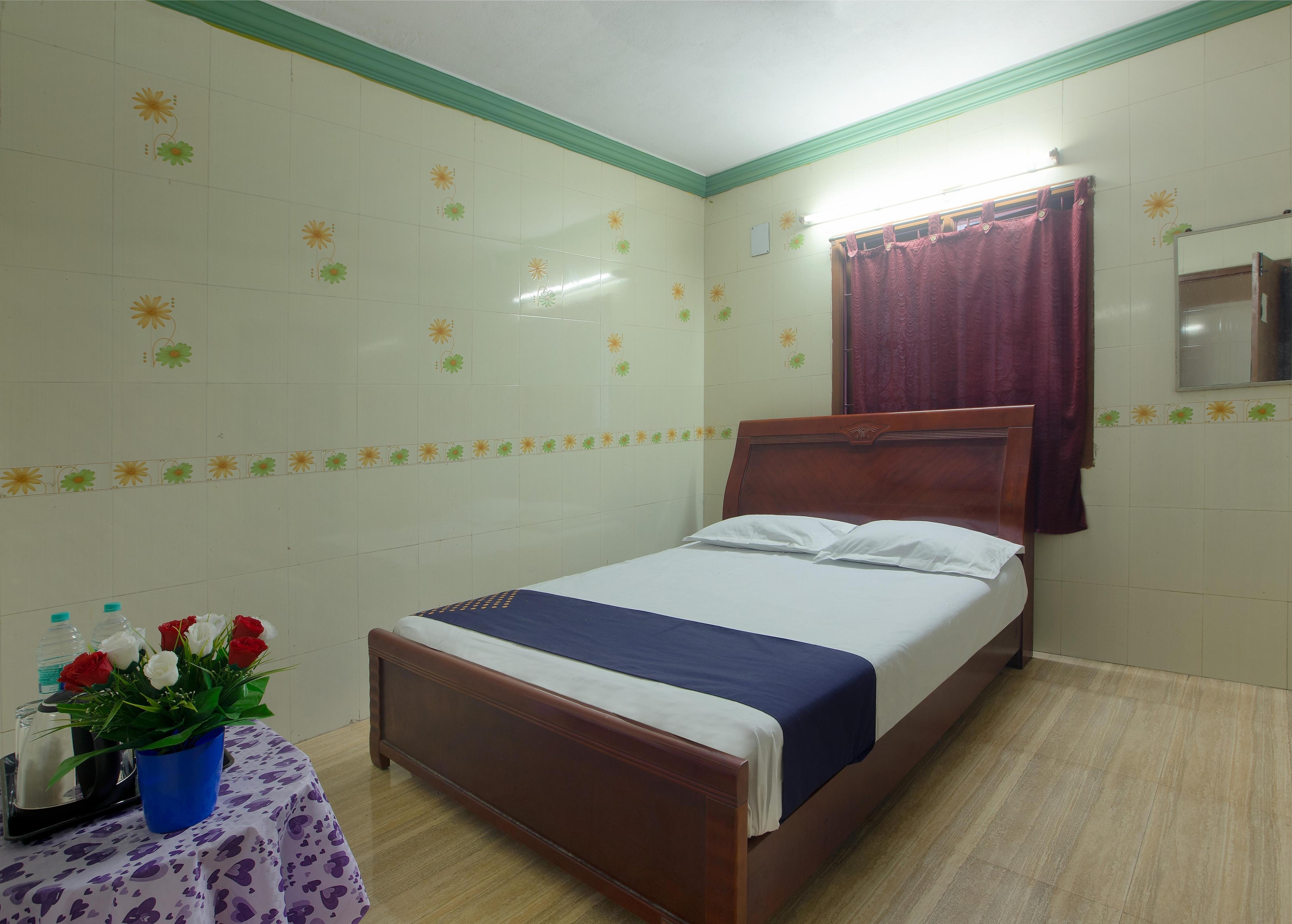 Senate Regency Hotels and Service Apartments - Tap to explore photos