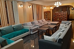 The Emerald Isle, Phadamchen