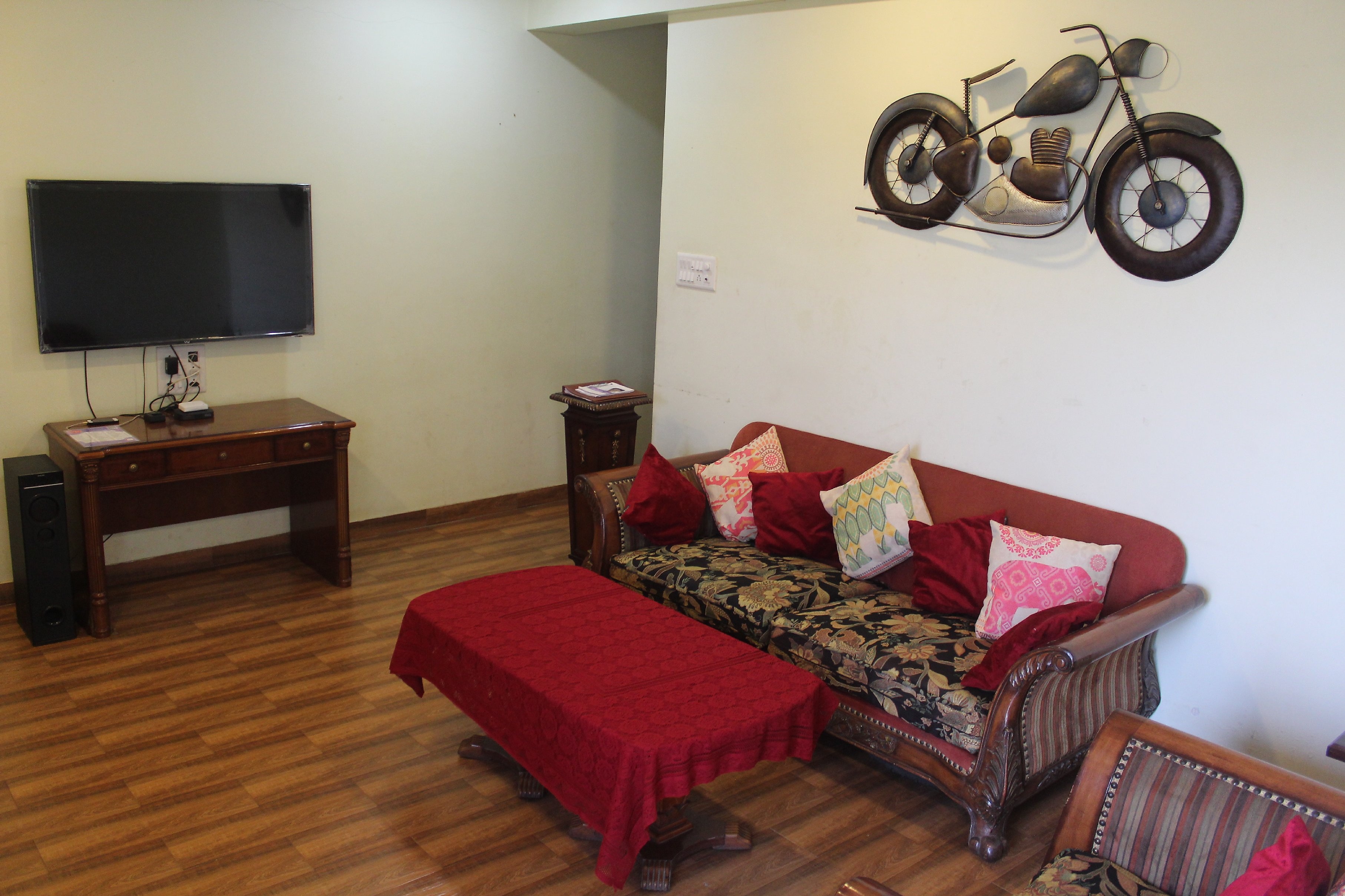 Aarey paradise private pool villa - Tap to explore photos