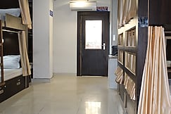 Paradise AC Dormitory, Bareilly