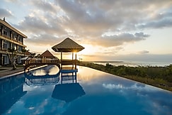 Semabu Hills Hotel Nusa Penida, Bali
