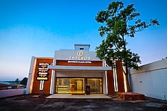 Hotel Emperor, Wayanad