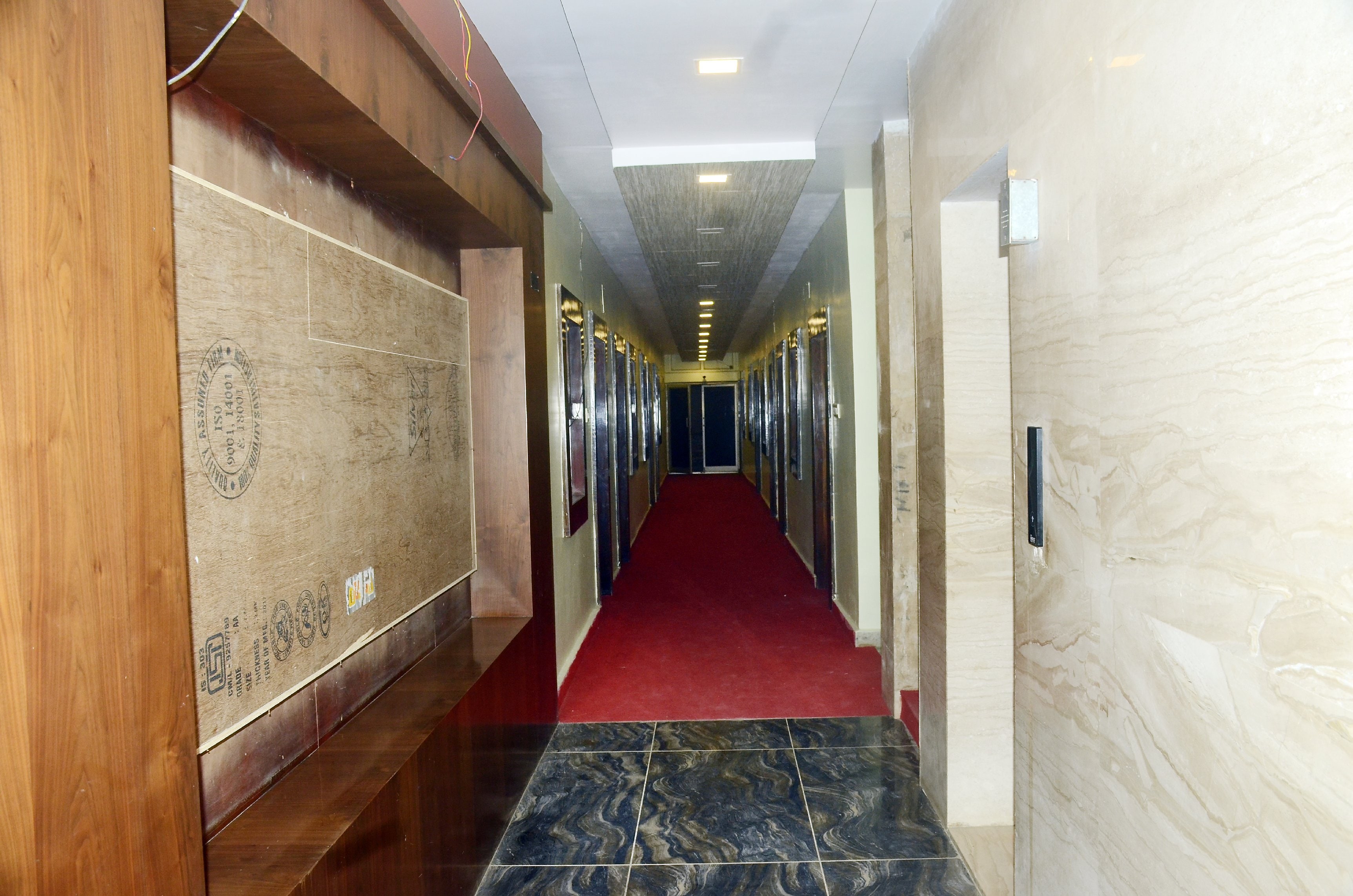 HOTEL R KRISH DAKSH - HOTEL - Tap to explore photos