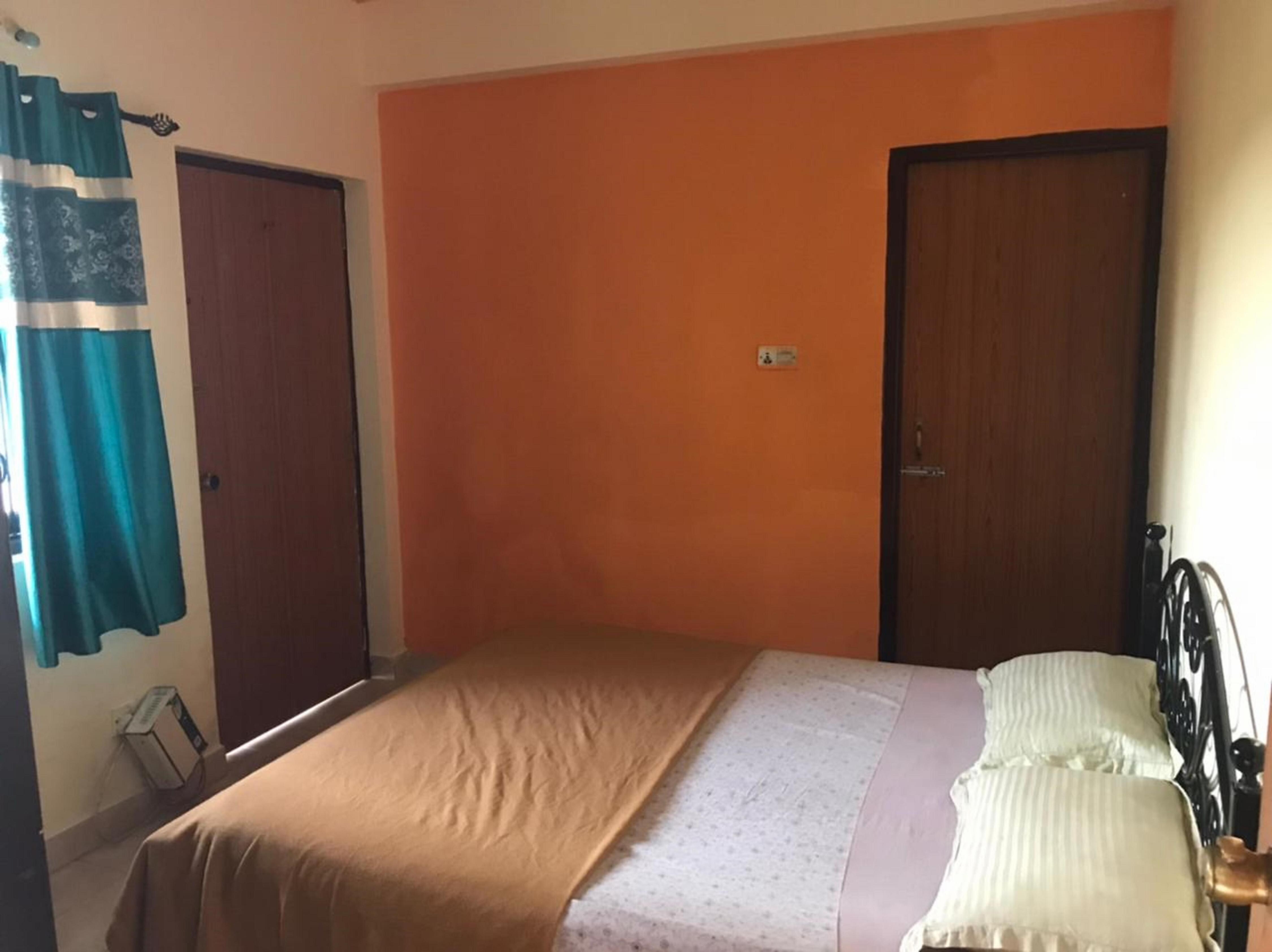 ANOOP JO  1BHK LUXURY STAY BAGA - Tap to explore photos