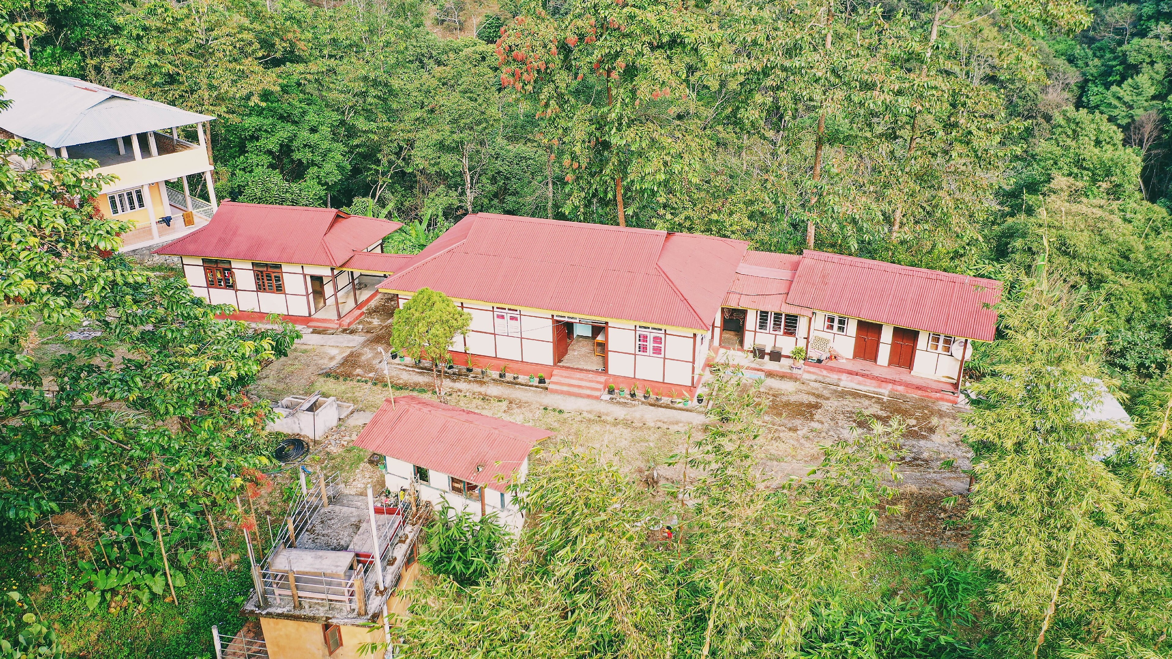 Kalikhola Homestay - Tap to explore photos