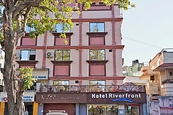 Hotel Riverfront, Ahmedabad