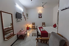 Sunflower Villa | Rooms & Caretaker, Pondicherry