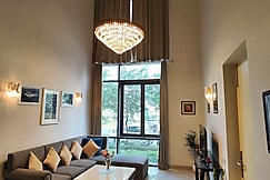 Stylish 2BHK Apartment near Golf Course Road, Gurgaon, Gurgaon