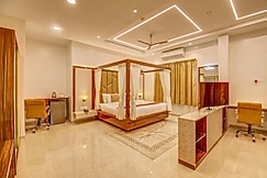 FOUR SEASONS RESORTS, Mulshi