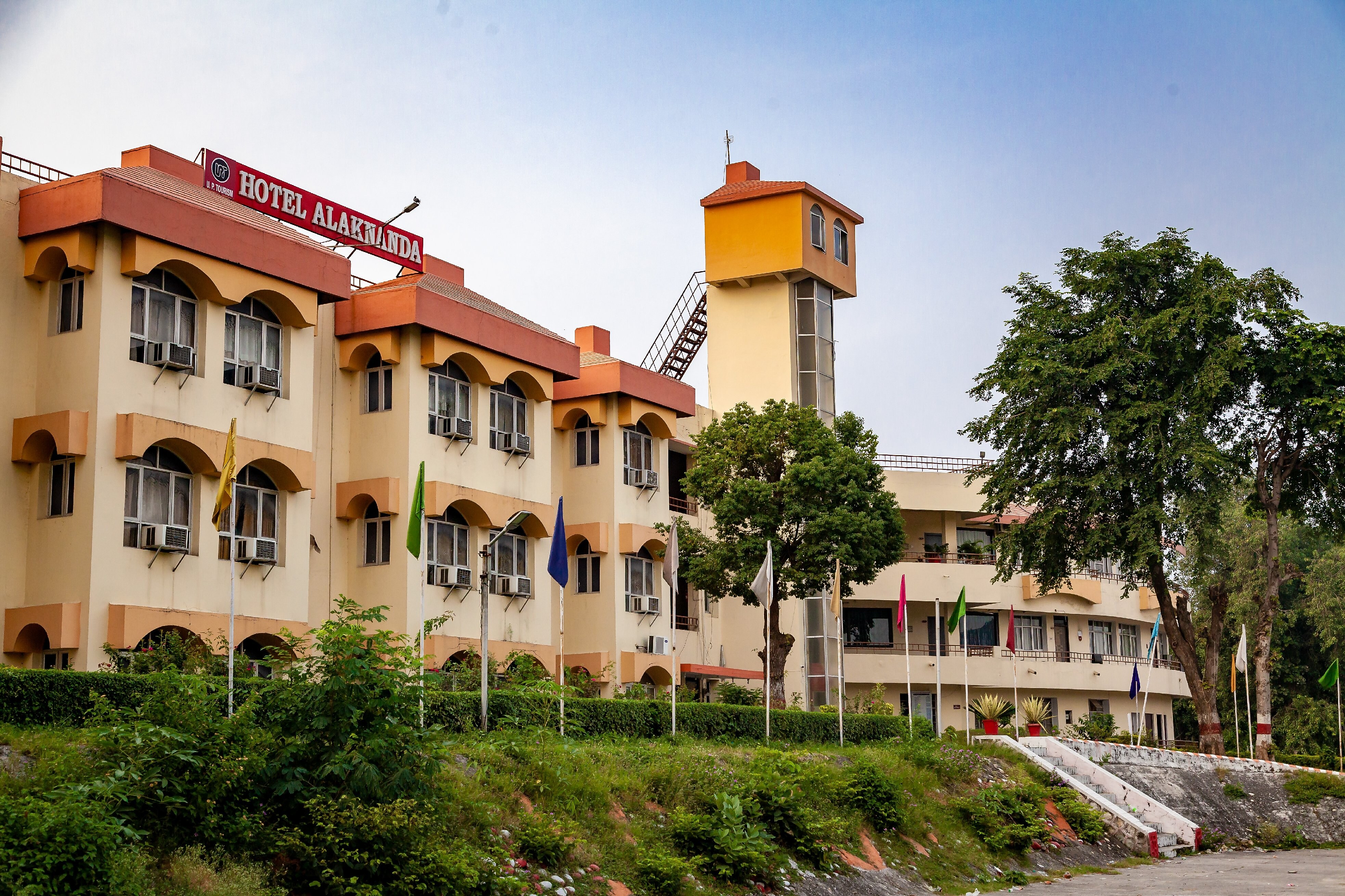 Hotel Alaknanda, Haridwar Haridwar INR 135 OFF ( ̶2̶2̶5̶0̶ ) Hotel