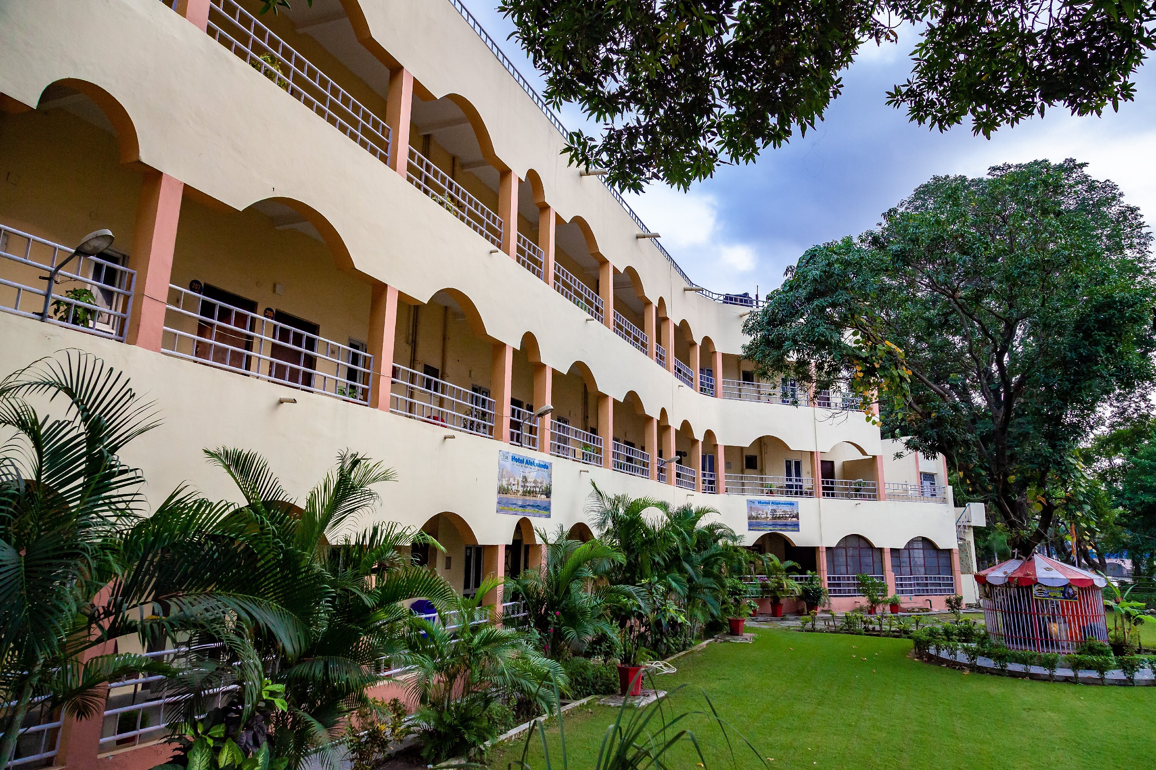 Hotel Alaknanda, Haridwar Haridwar INR 135 OFF ( ̶2̶2̶5̶0̶ ) Hotel