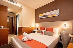 YEHS Hotel Sydney QVB, Sydney