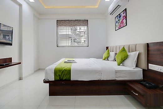 Hotel StayBird - Nest, Kharadi
