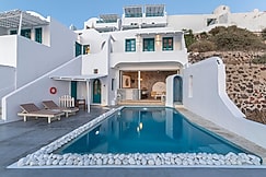 افرويسا هوتل باي كالديرا هاوسز, سانتوريني