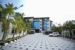 Builda Park Inn, Ottappalam
