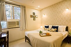 Palm Inn | Boutique Luxury Rooms | 10 mins From Hawa Mahal, Jaipur