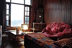 HMRA ROOMS | PRASHAR LAKE, Mandi