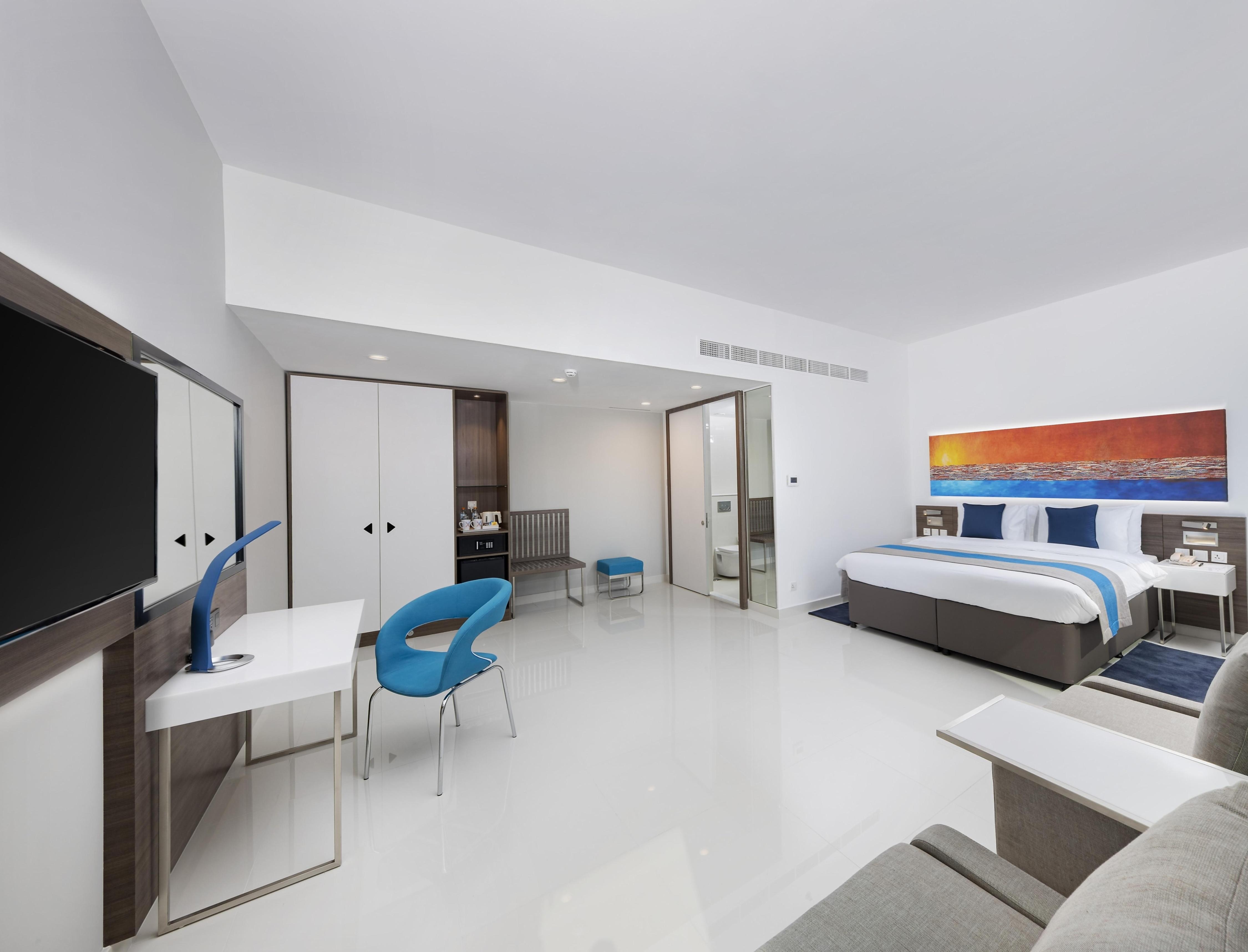 Citymax Hotel Business Bay - Near Burj Khalifa - Tap to explore photos