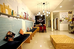 Nap Manor Hostels, Mumbai