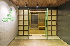 Hotel Green City, Gandhinagar