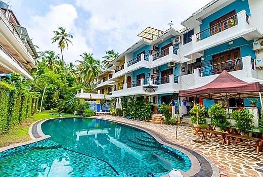 Hobbit Home 2Bhk Apt with Common Pool/Jacuzzi