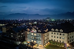 Hotel Opera Inn, Srinagar, Srinagar