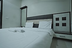 Hotel KN Plaza, Agra, Agra