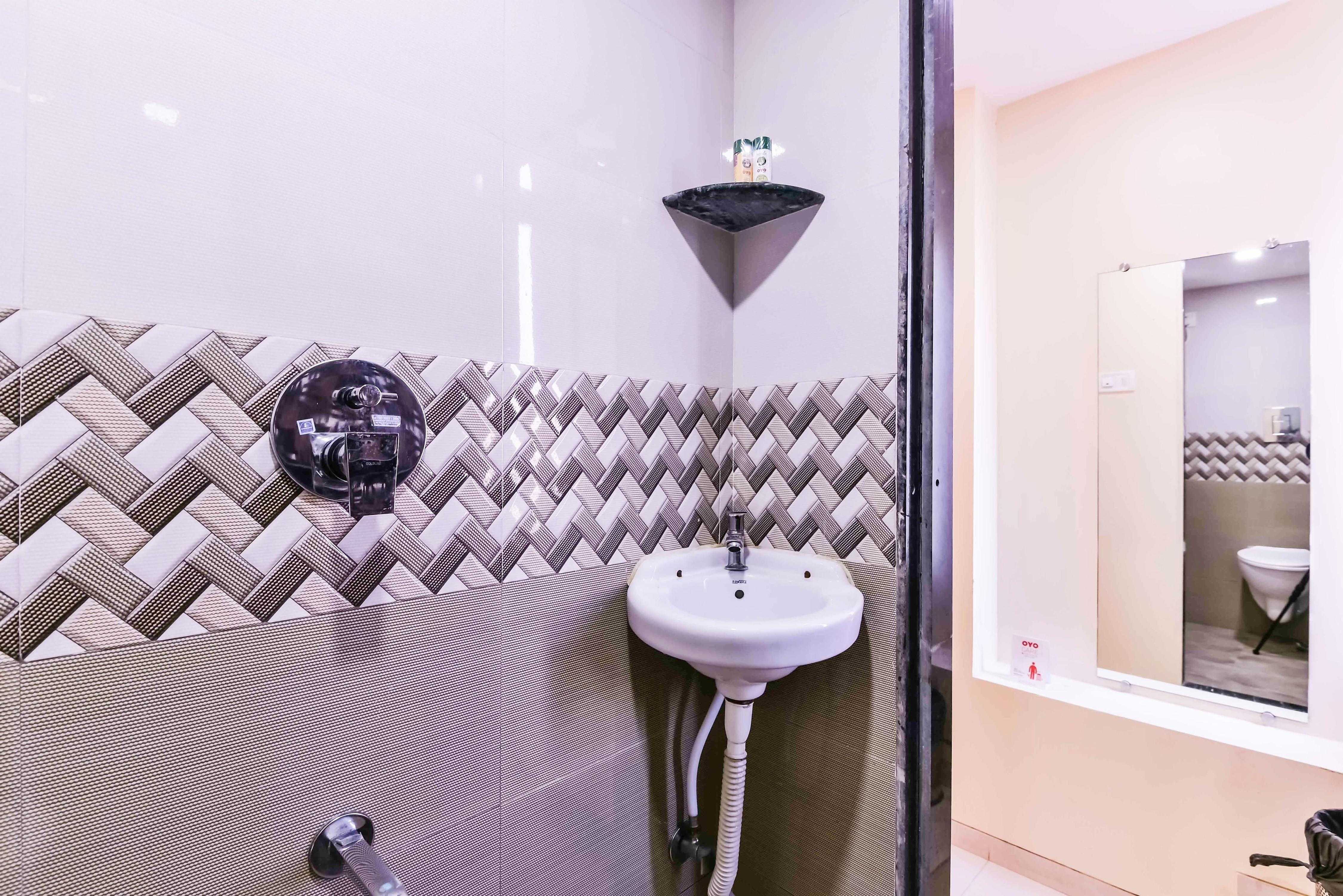 Hotel new shree niwas - Tap to explore photos