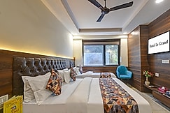 Hotel Le grand Roof Top restaurant -Walk -in  from Rk Ashram  metro Station, Delhi