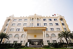 Royal Heritage Hotel And Resort, Haraiya