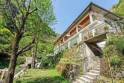 Babutaal Resort, Shalai