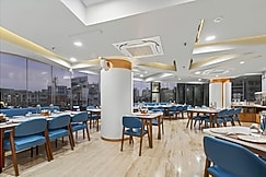 Rooms To Go, Vadodara