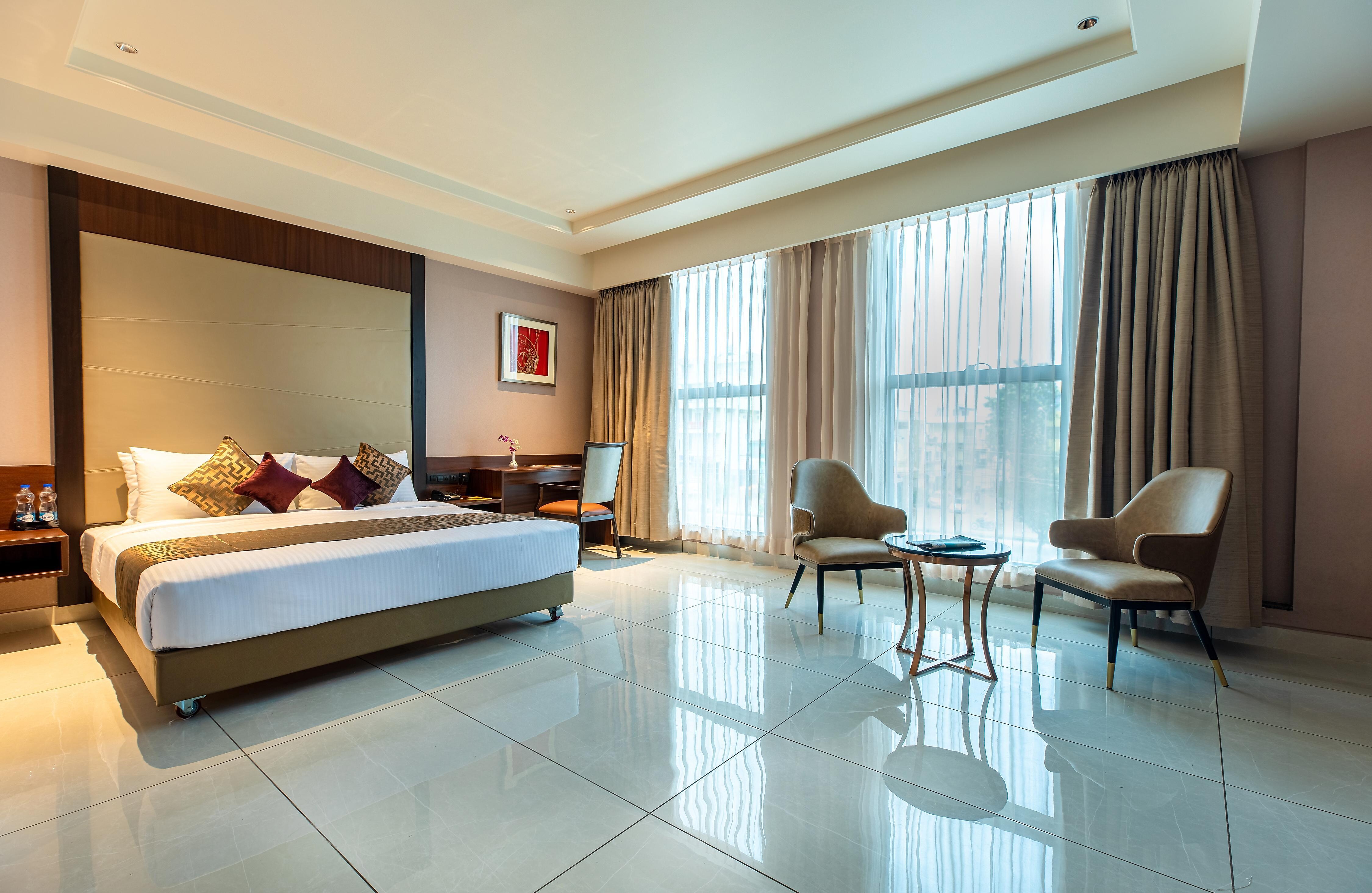 Hotel M Pro Palace Mysore - 12 Minutes to Mysore Palace - Tap to explore photos