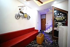 HOTEL BYKE RIDE, Agra